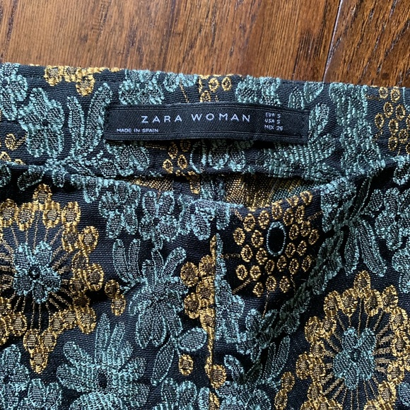 Zara Crop Pants - Picture 2 of 3